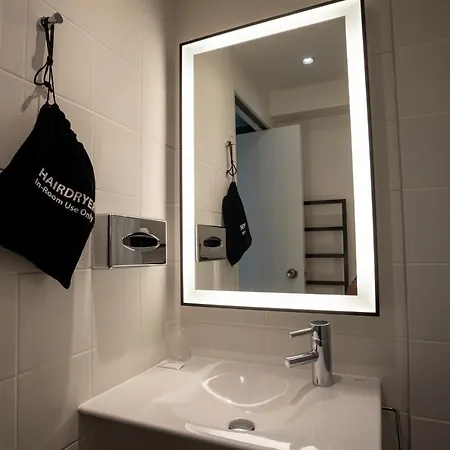 Hotel The Originals Bordeaux Porte Du Bassin