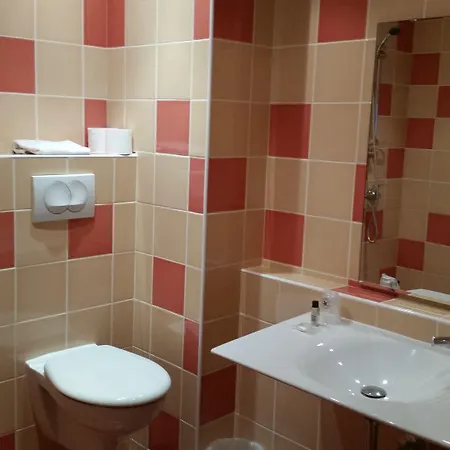 The Originals Bordeaux Porte Du Bassin Hotel