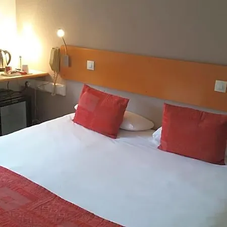 Hotel The Originals Bordeaux Porte Du Bassin