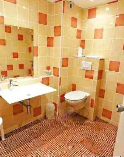 The Originals Bordeaux Porte Du Bassin Hotel Gradignan